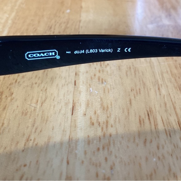 Coach sunglasses - Picture 4 of 11